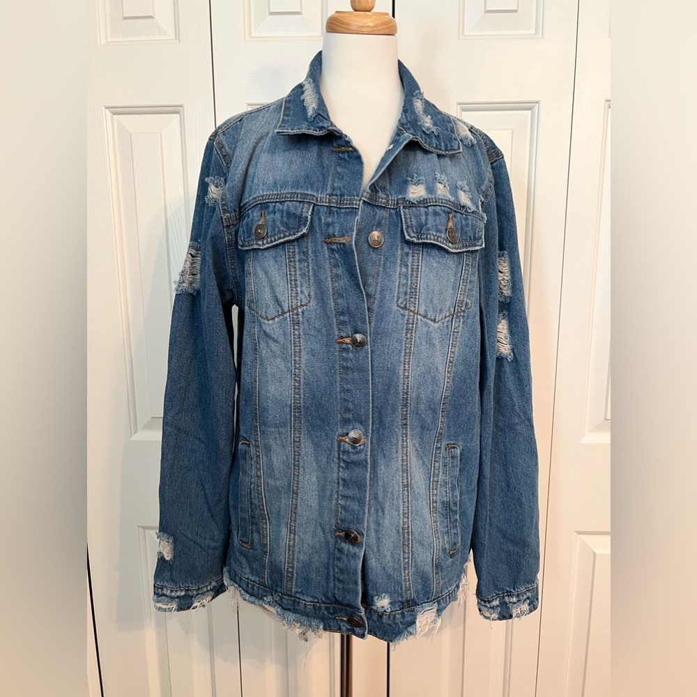 Vintage Distressed Denim Trucker Jacket Size Large - Picture 8 of 10